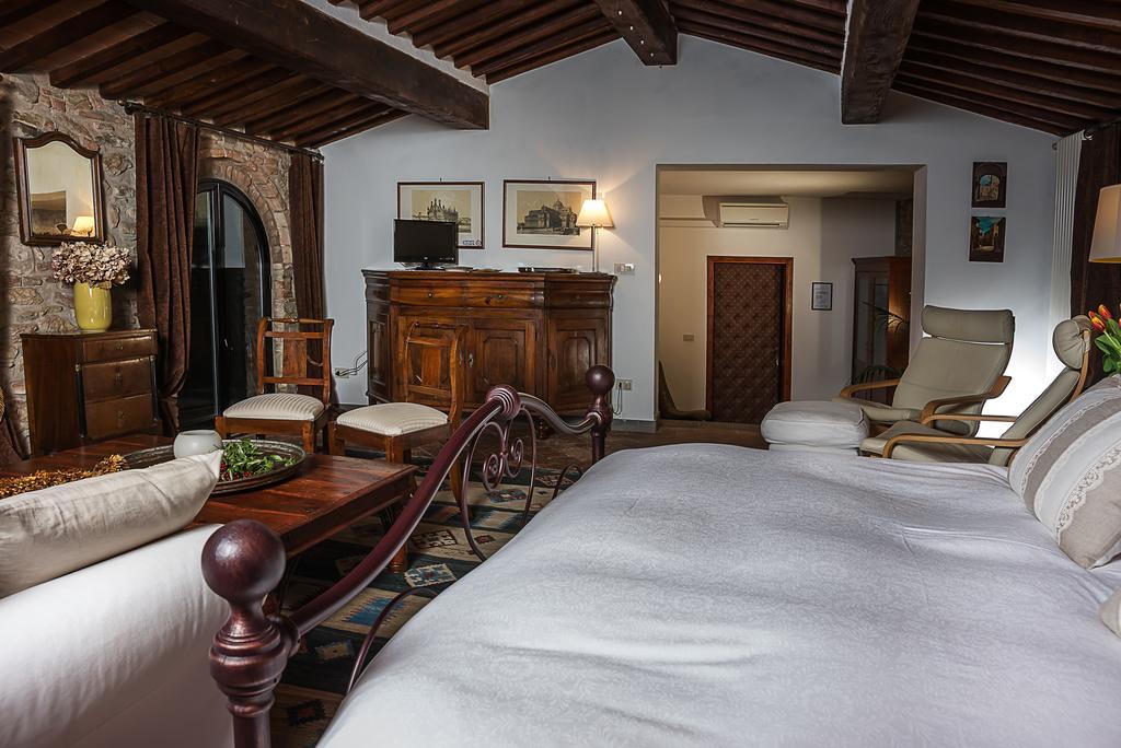 Il Molendino Pisa B&B Калчи Стая снимка
